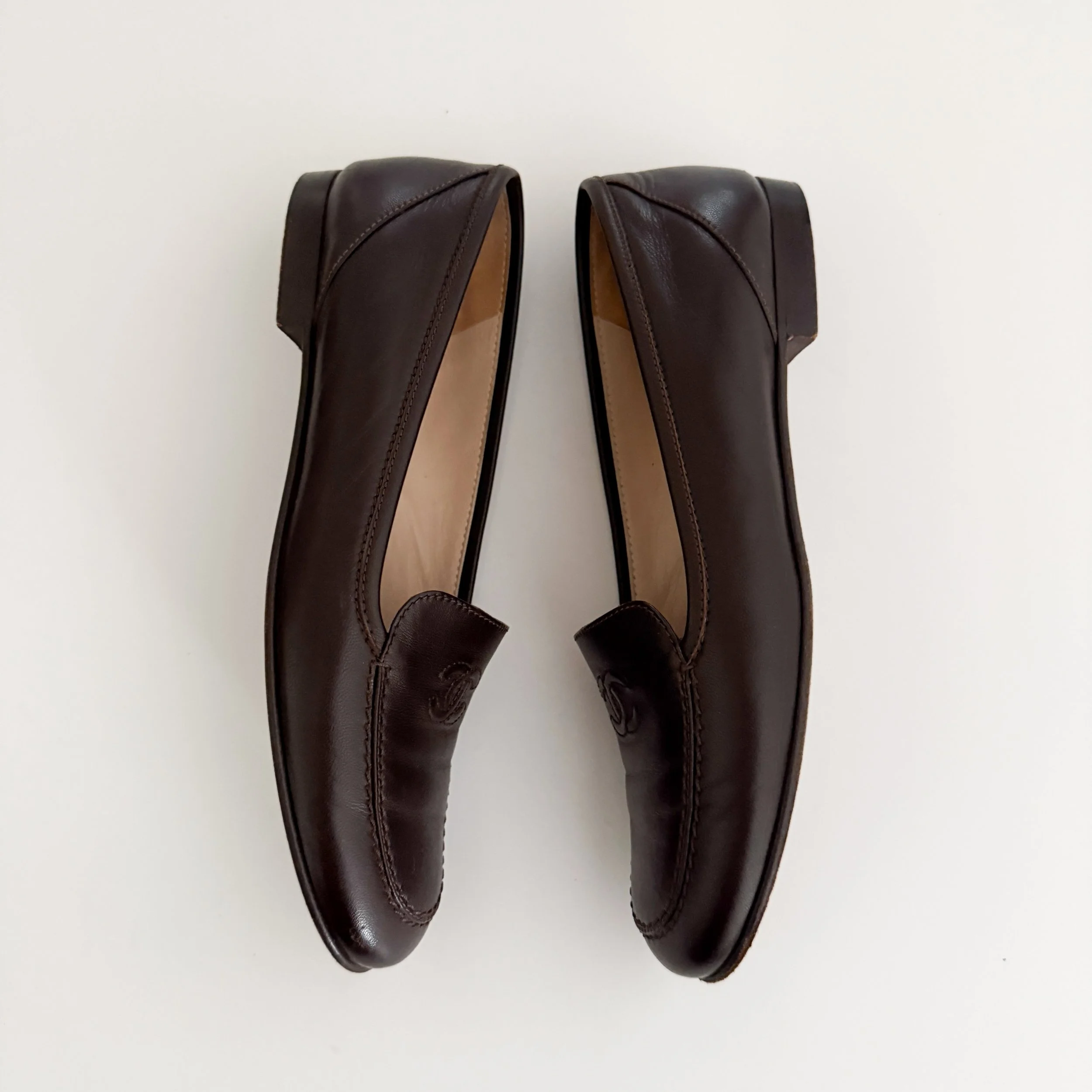 Manolo Blahnik Iconic Black Patent Leather Mary Jane Heels - As